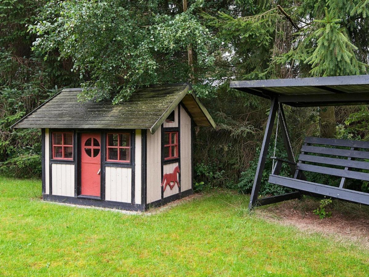 6 Person Holiday Home In F Rvang Fårvang Екстериор снимка
